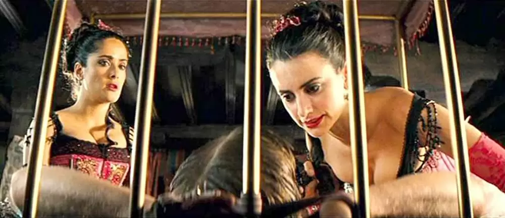 「バンディダス」サルマ・ハエック & ペネロペ・クルスの画像