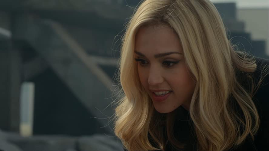 ベアリー・リーサルの画像