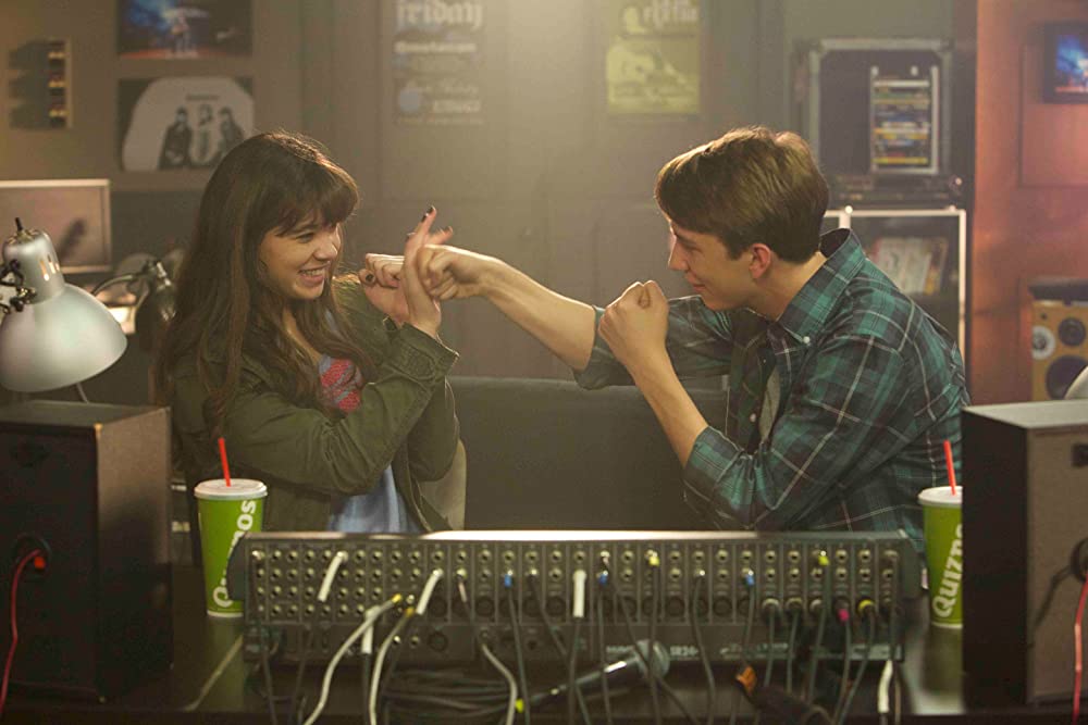 ベアリー・リーサルの画像