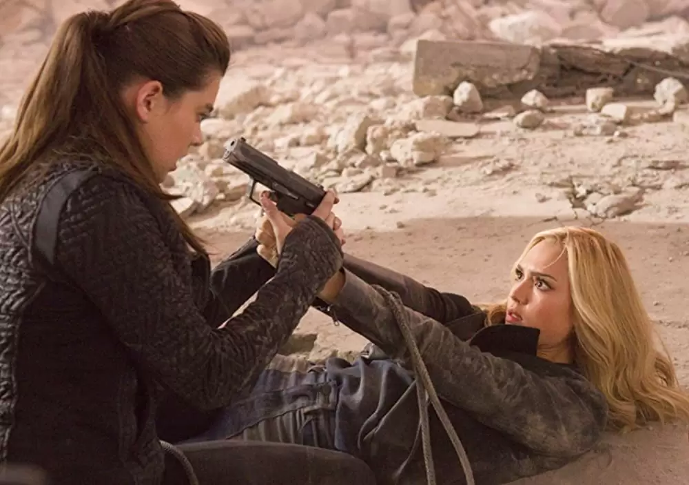 ベアリー・リーサルの画像