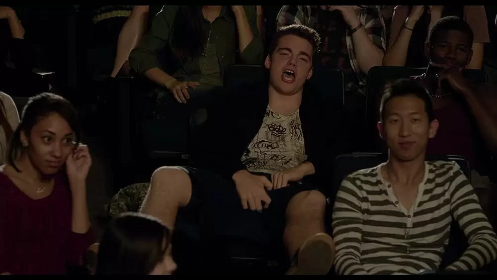 ベアリー・リーサルの画像