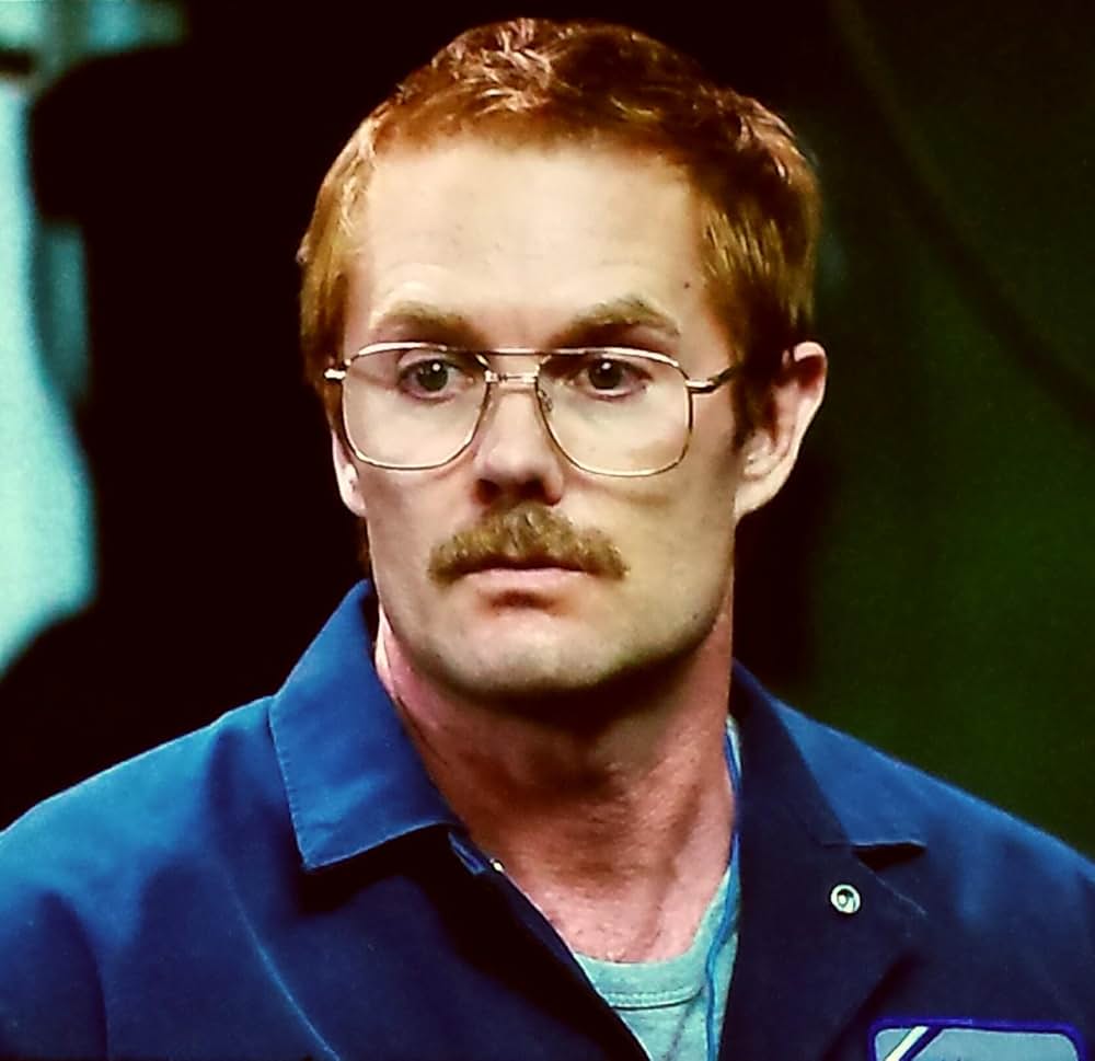 トール・ホット・ブロンドの画像