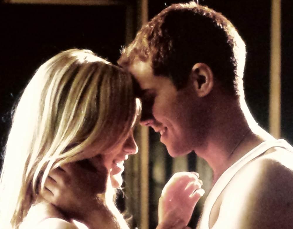 トール・ホット・ブロンドの画像