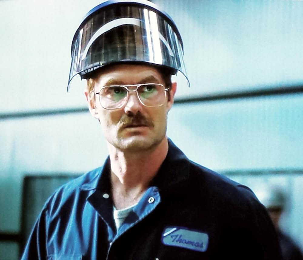 トール・ホット・ブロンドの画像