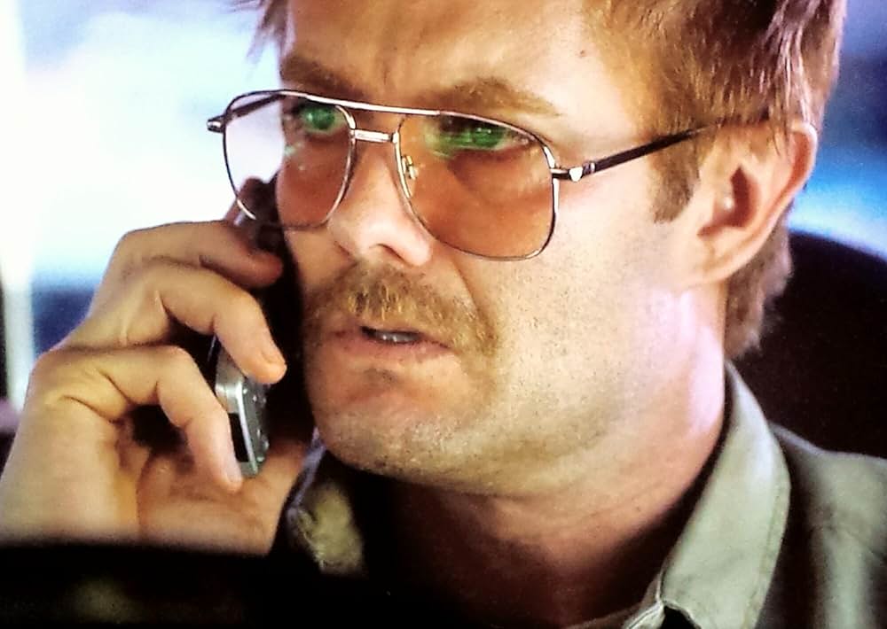 トール・ホット・ブロンドの画像