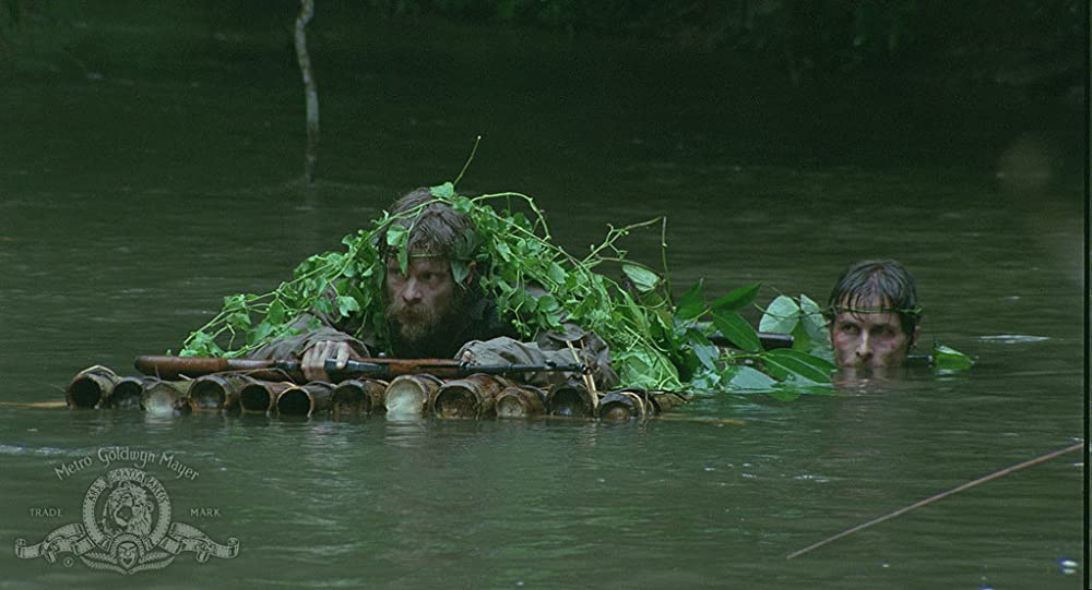 戦場からの脱出の画像