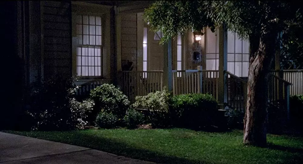 「メイフィールドの怪人たち」の画像