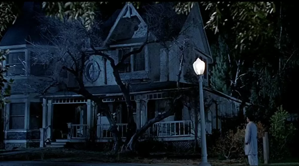 「メイフィールドの怪人たち」トム・ハンクスの画像