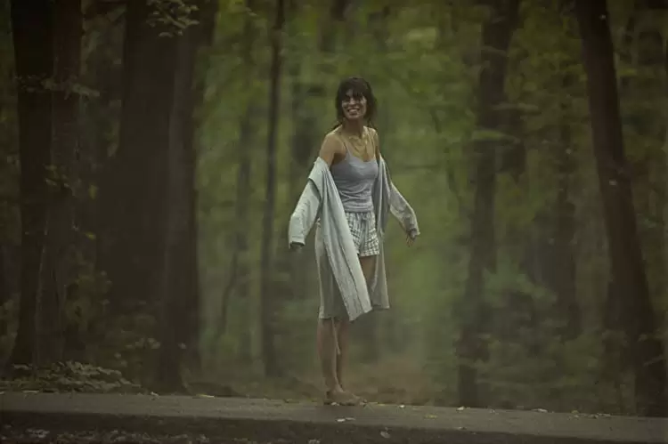 「ハイテンション」Maïwennの画像