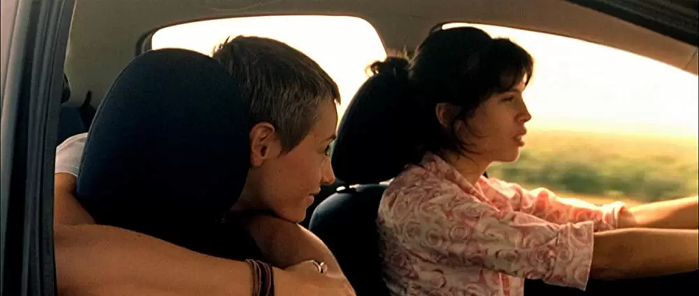 「ハイテンション」セシル・ドゥ・フランス & Maïwennの画像