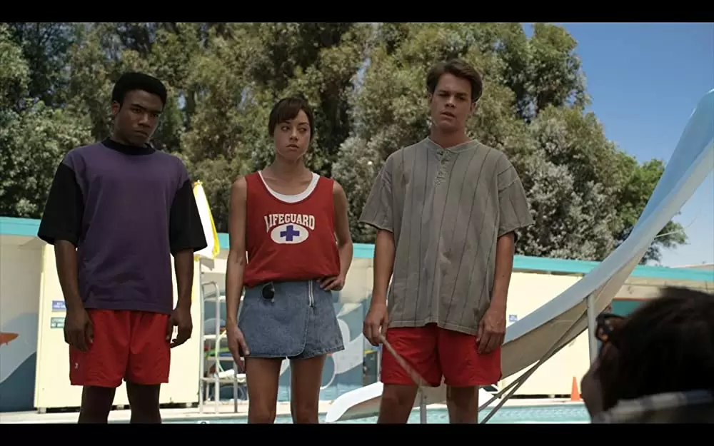 「私にもできる！イケてる女の10（以上）のこと」オーブリー・プラザ & ジョニー・シモンズ & ドナルド・グローバーの画像