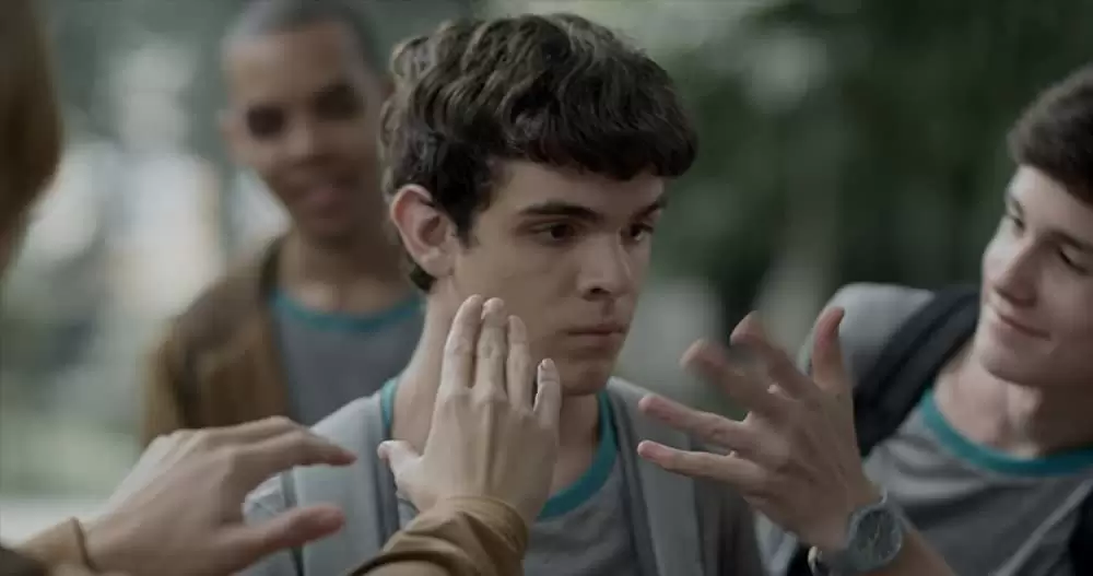 彼の見つめる先にの画像