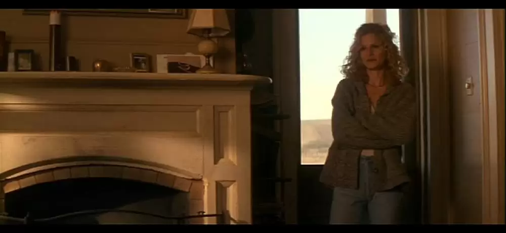 「フェノミナン」キーラ・セジウィックの画像