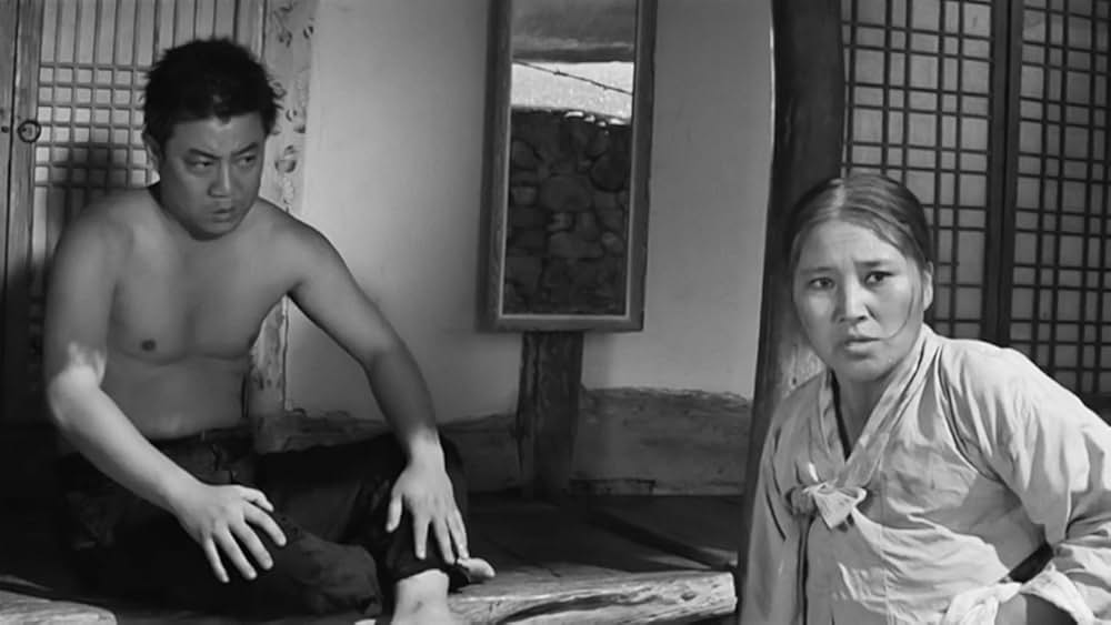 浜辺の村の画像