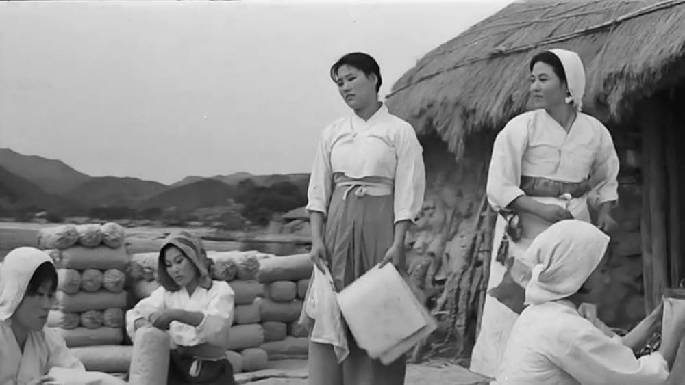 浜辺の村の画像