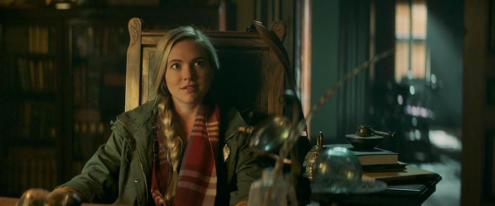 The Mortuary Collection（原題）の画像