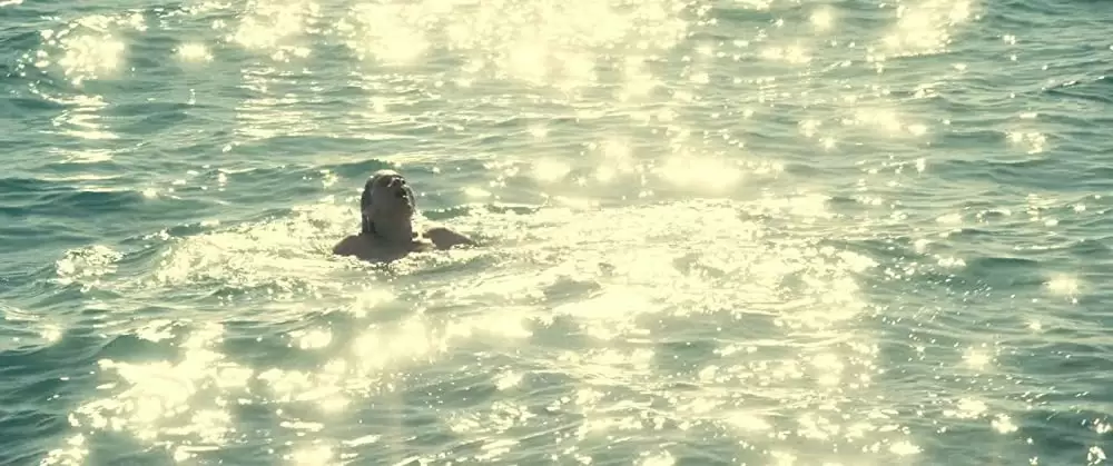 君と歩く世界の画像