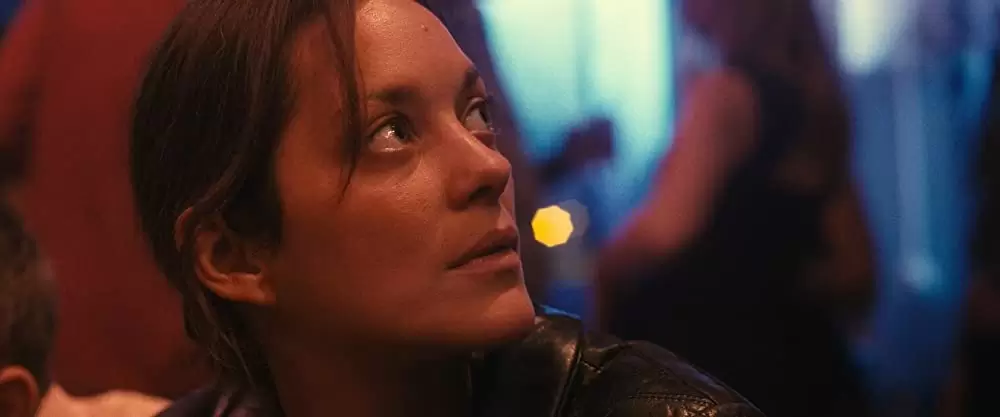 君と歩く世界の画像