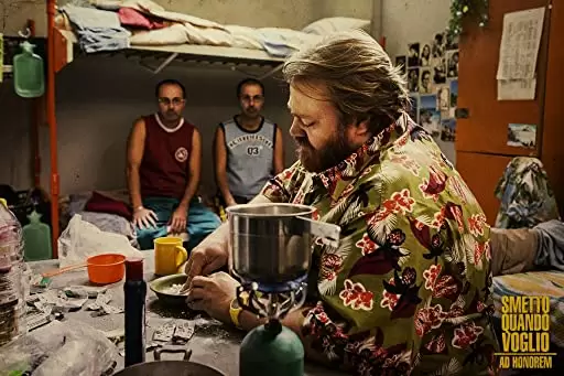 いつだってやめられる 闘う名誉教授たちの画像