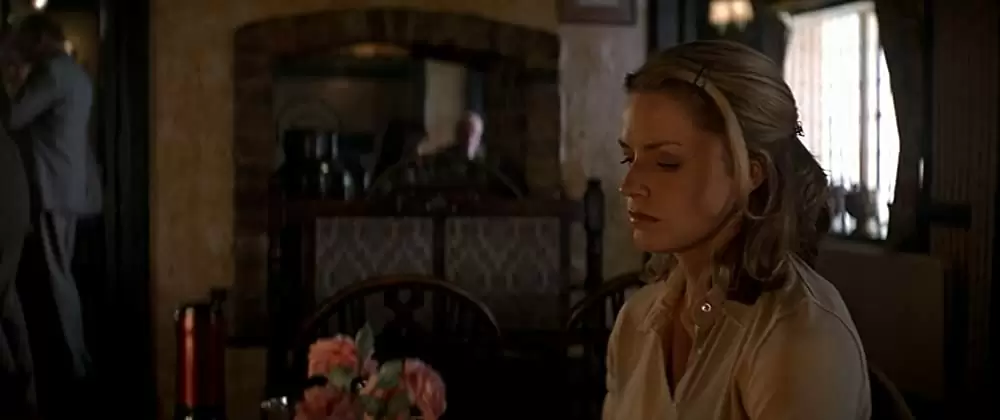 「セイント」エリザベス・シューの画像