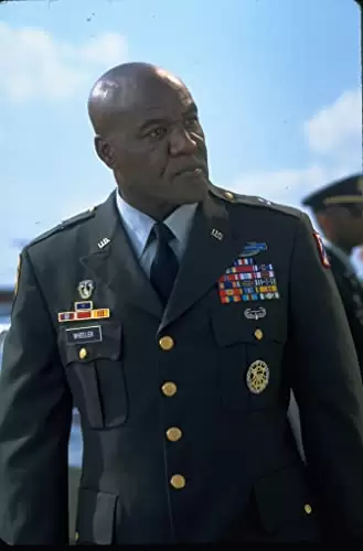 「ラスト・キャッスル」デルロイ・リンドーの画像