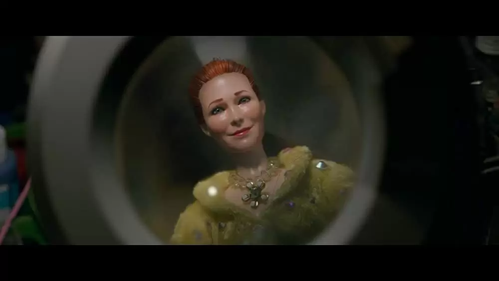 「マーウェン」レスリー・マンの画像