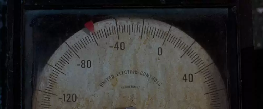 ロング・キス・グッドナイトの画像