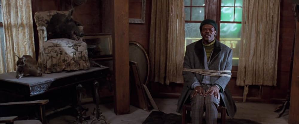 ロング・キス・グッドナイトの画像