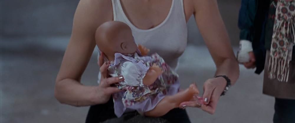 ロング・キス・グッドナイトの画像