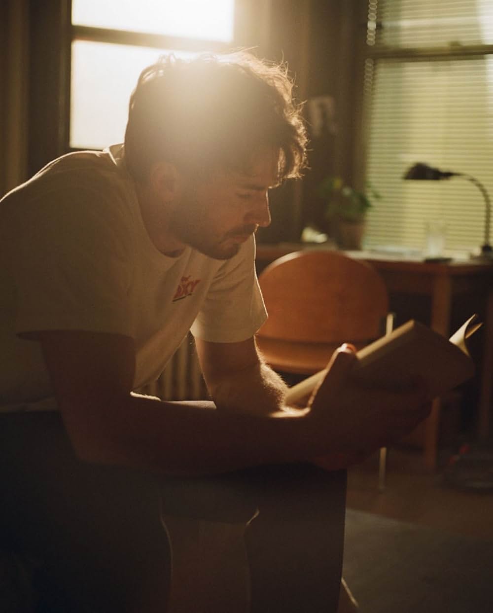 Materialists（原題）の画像