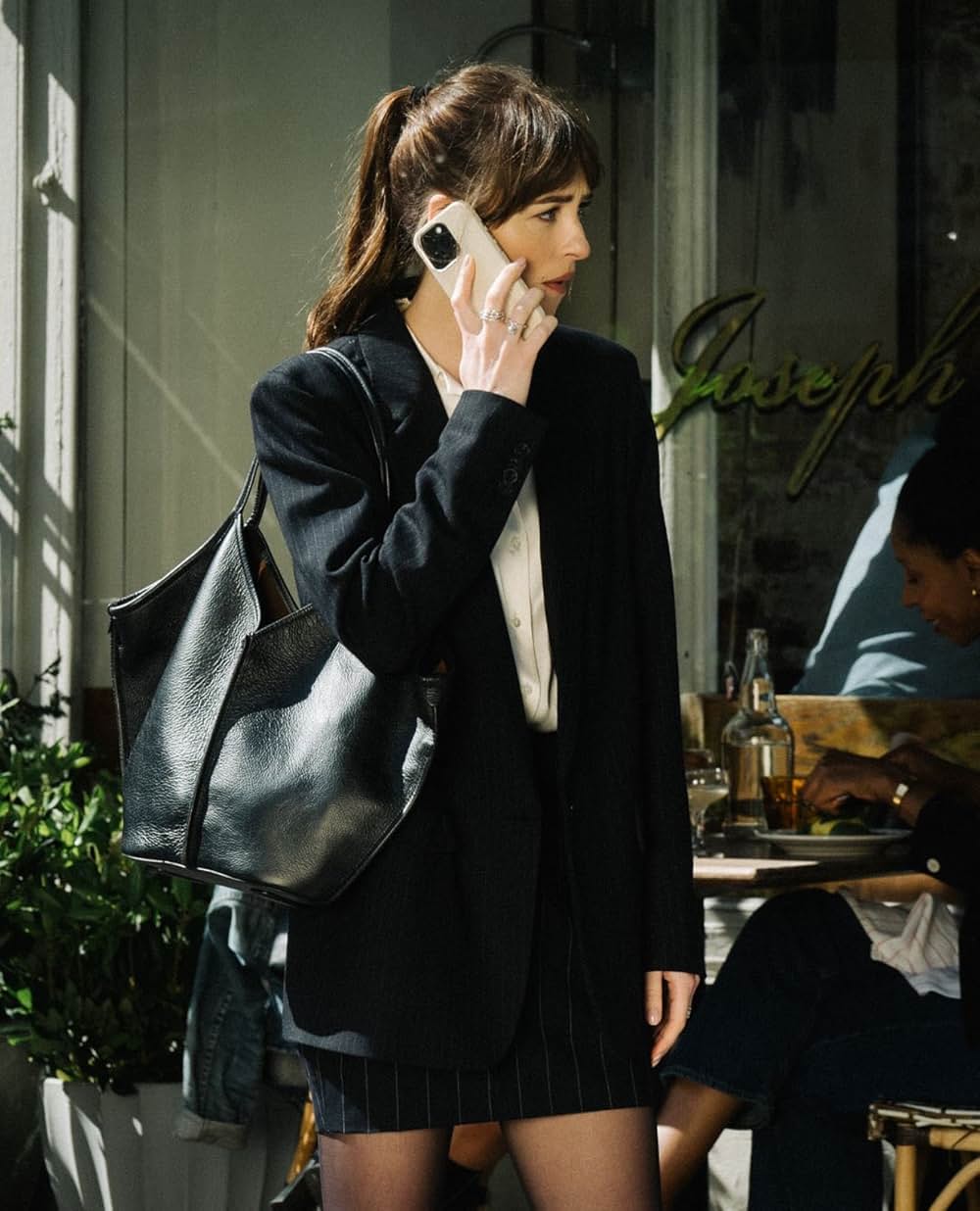 Materialists（原題）の画像