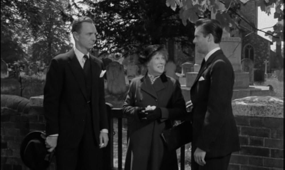 Cast a Dark Shadow（原題）の画像