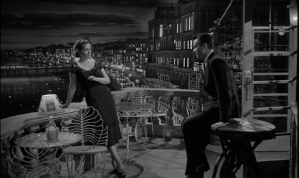 Cast a Dark Shadow（原題）の画像