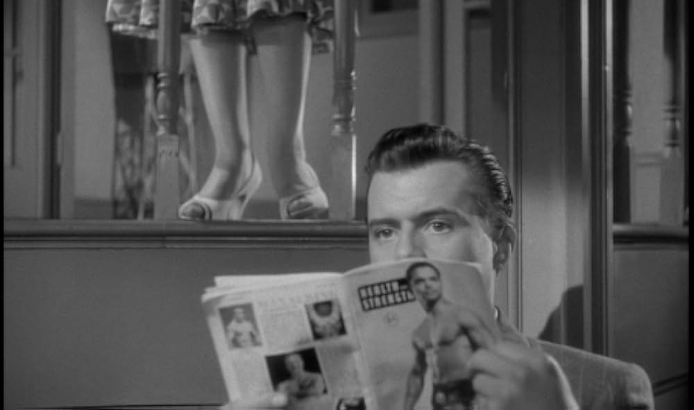 Cast a Dark Shadow（原題）の画像