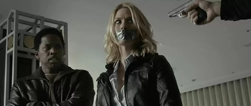 「ハングリー・ラビット」ジャニュアリー・ジョーンズ & ハロルド・ペリノー & Wayne Péreの画像