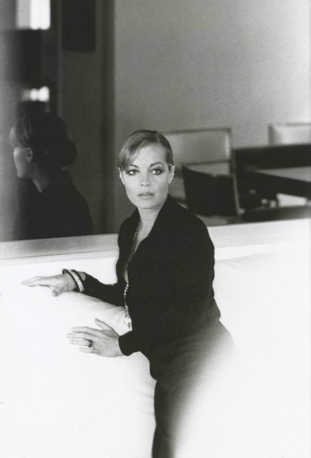 汚れた手をした無実の人々の画像