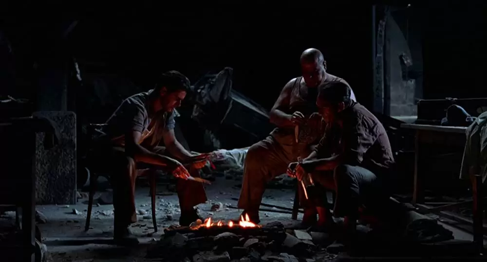 デビルズ・バックボーンの画像