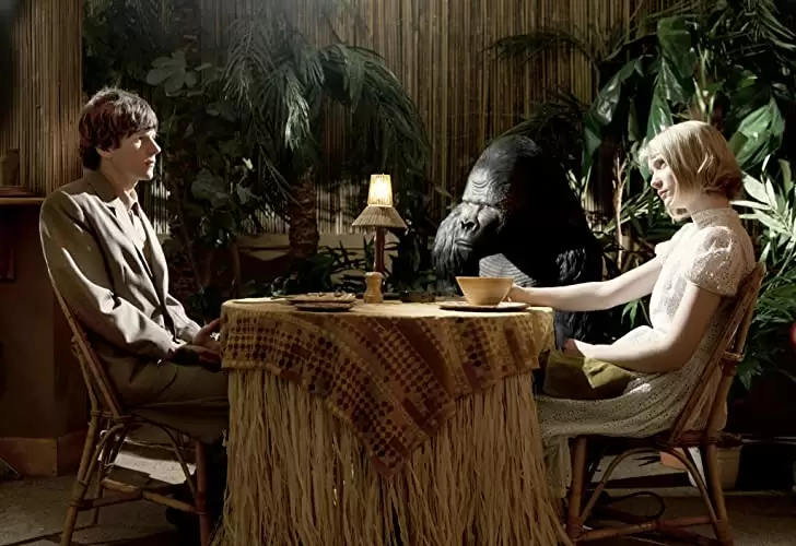 「嗤う分身」ジェシー・アイゼンバーグ & ミア・ワシコウスカの画像