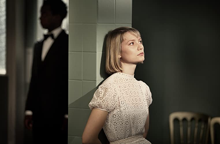 嗤う分身の画像