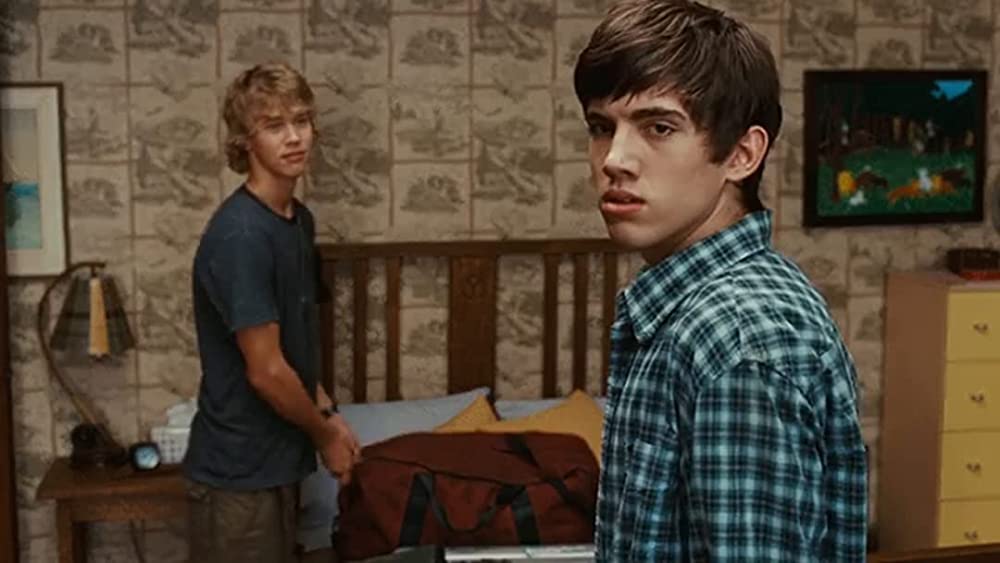 屋根裏のエイリアンの画像