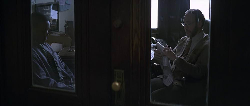 小説家を見つけたらの画像