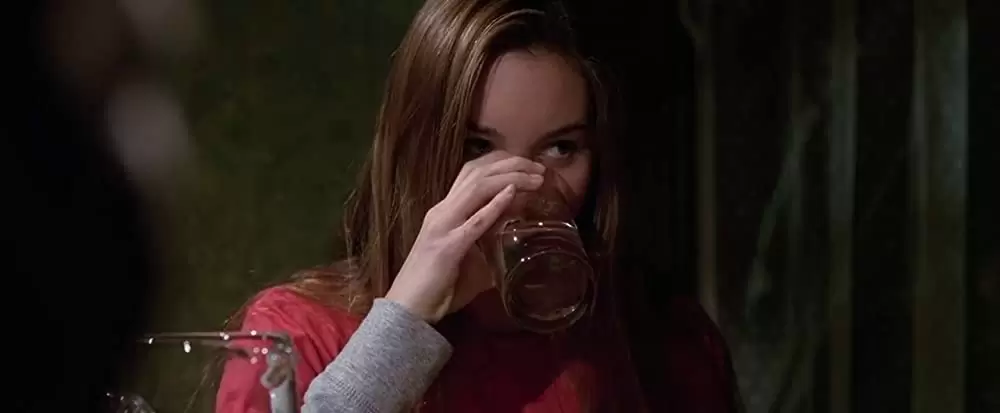 チャット 罠に堕ちた美少女の画像