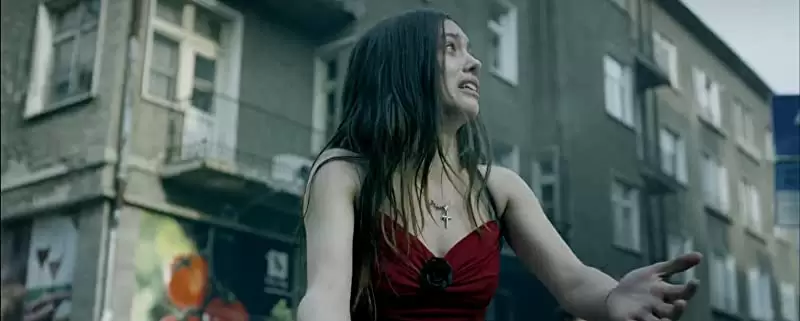 「アイ・スピット・オン・ユア・グレイヴ2」ジェマ・ダーレンダーの画像