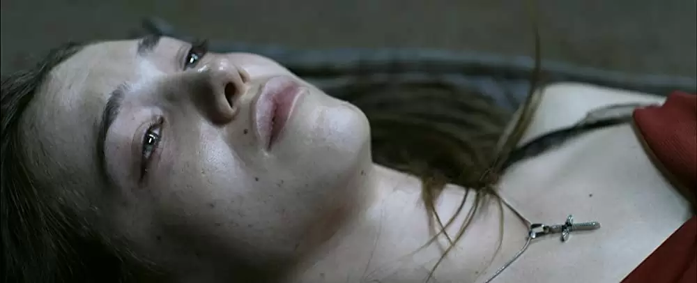 「アイ・スピット・オン・ユア・グレイヴ2」ジェマ・ダーレンダーの画像