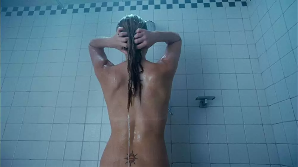 「レニー・ハーリン コベナント 幻魔降臨」ローラ・ラムジーの画像