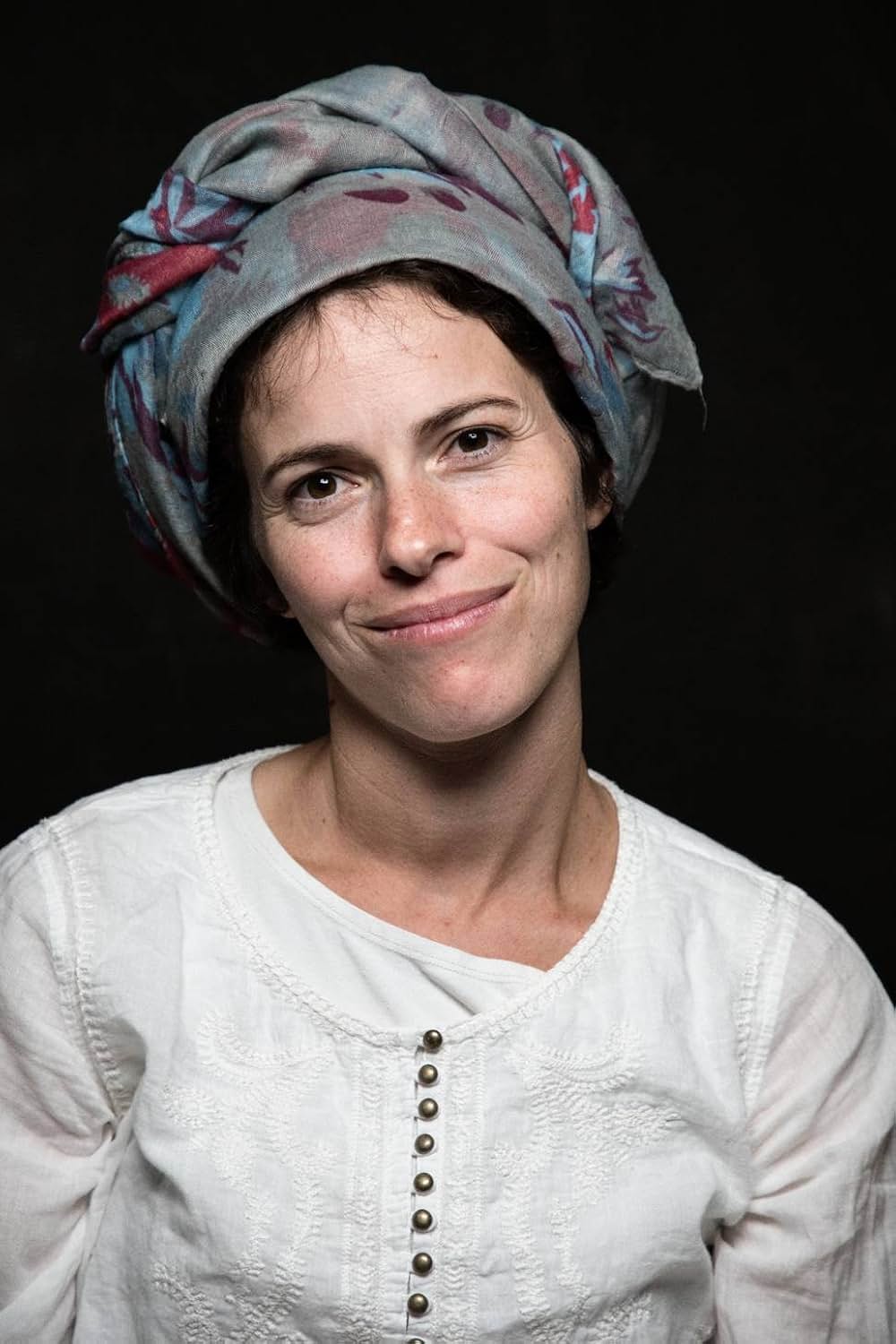 Woman（原題）の画像