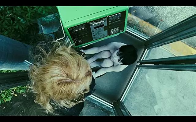 「呪怨 パンデミック」テリーサ・パーマー & Ohga Tanakaの画像