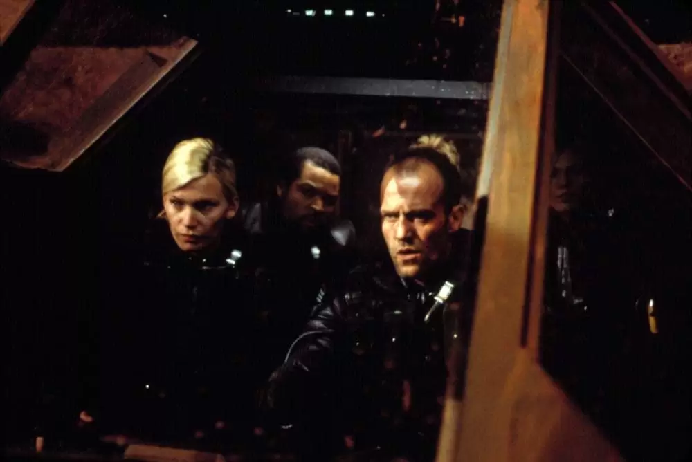 「ゴースト・オブ・マーズ」ナターシャ・ヘンストリッジ & ロバート・キャラダイン & ジョアンナ・キャシディ & アイス・キューブ & ジェイソン・ステイサム & クレア・デュバル & ピーター・ジェイソンの画像