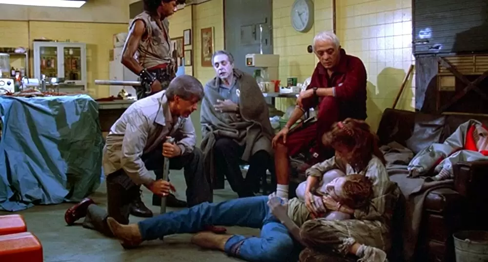 「バタリアン」ドン・カルファ & クルー・ギャラガー & ジェームズ・カレン & トム・マシューズ & ミゲル・A・ニューネイス・Jr. & ベヴァリー・ランドルフの画像