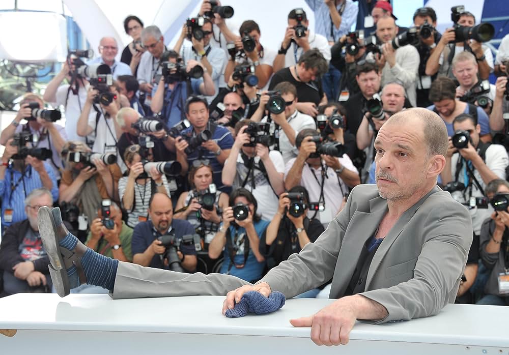 ホーリー・モーターズの画像